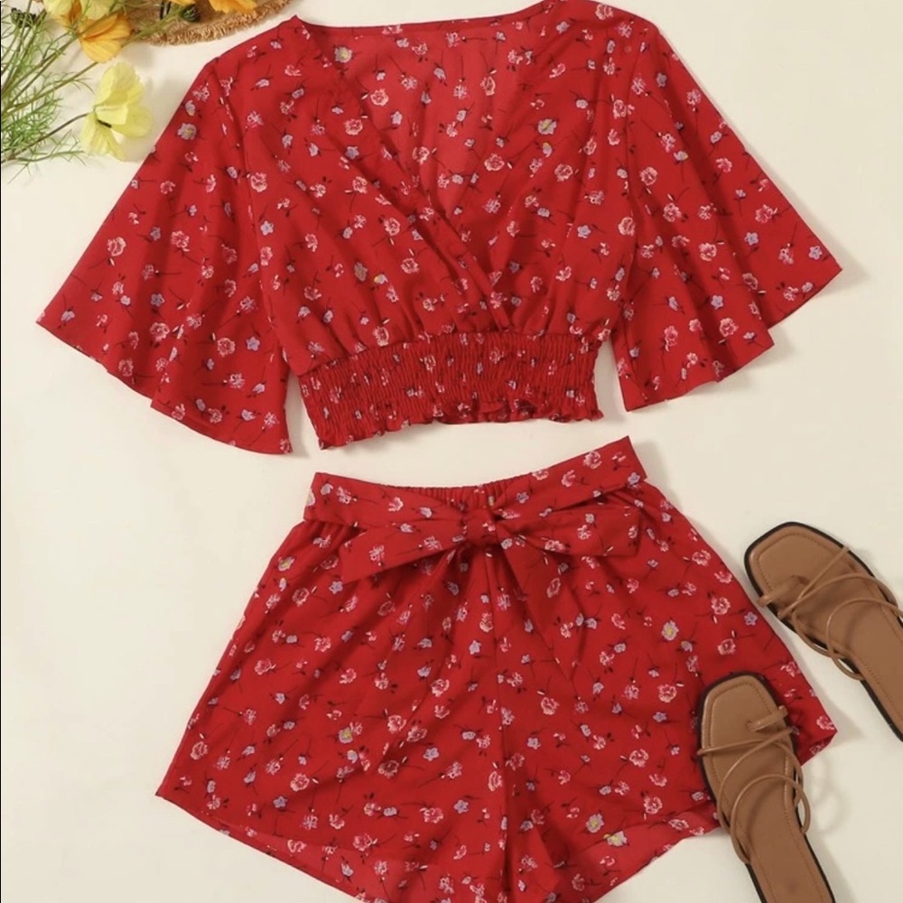 Floral Surplice Shirred Top Short Set
